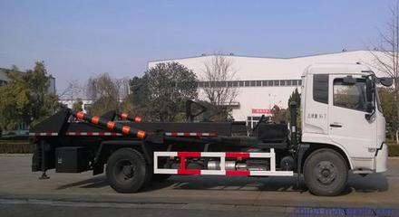 山西晉中市26方干混砂漿背罐車 高效運輸解決方案與中國重汽華威制造